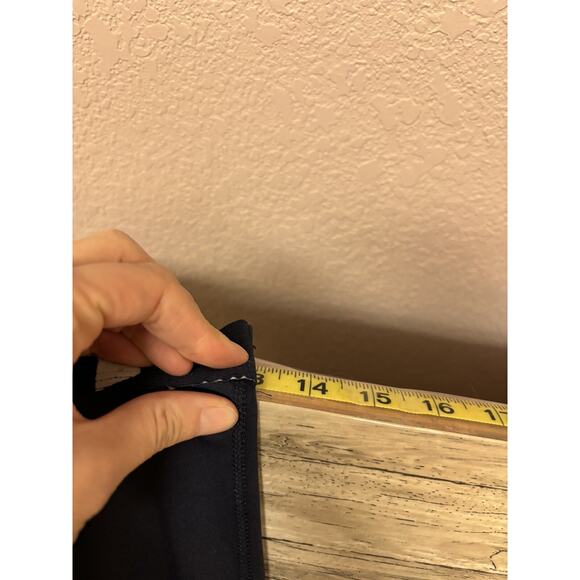 Under Armour Montana Bobcats Capri Leggings Womens Size Medium Heat Gear - Picture 10 of 12